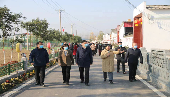 泌阳县领导率队前往汝南县参观学习农村人居环境整治工作